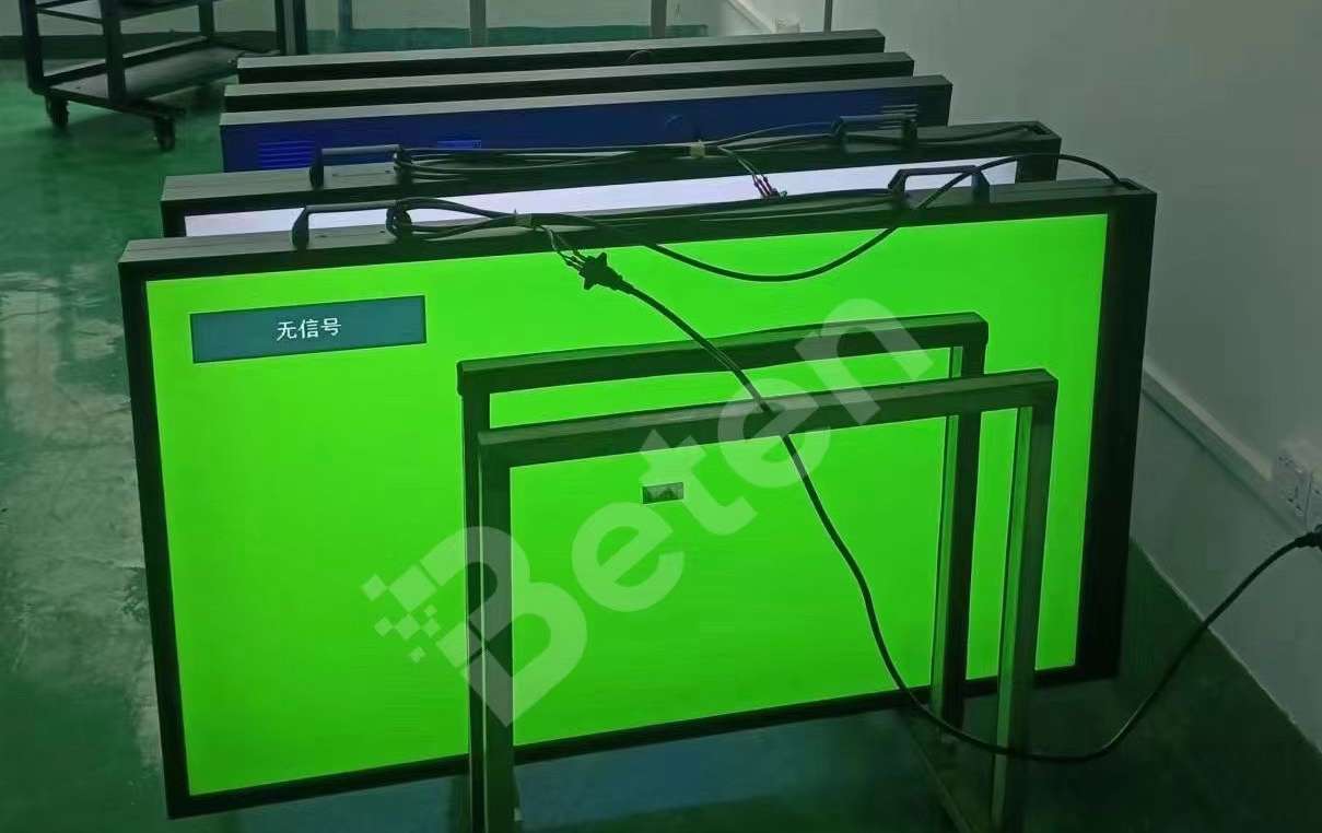 55High Brightness Digital Window Display to Belgium -3