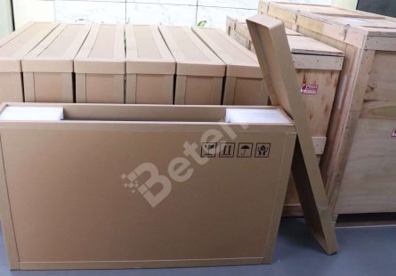 55High Brightness Digital Window Display to Belgium -3