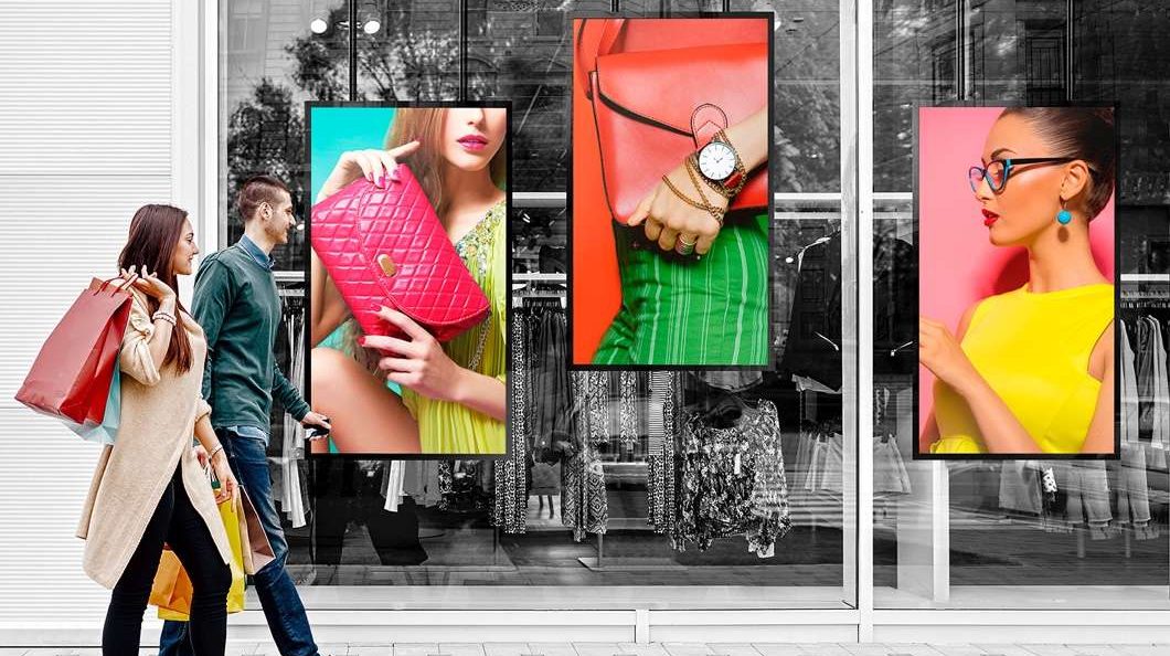 types of digital signage-7