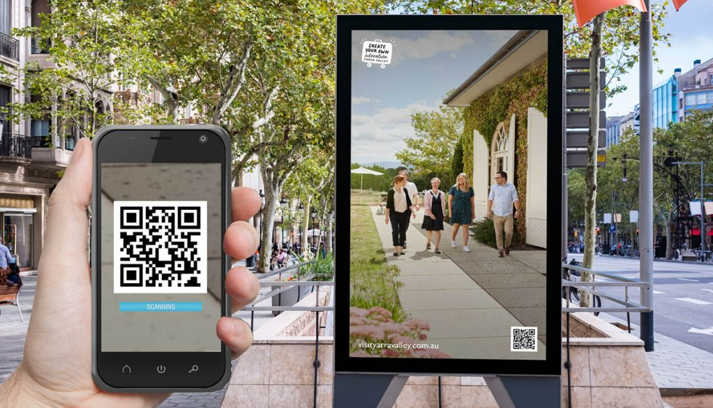 QR Code Digital Signage in outdoor environment