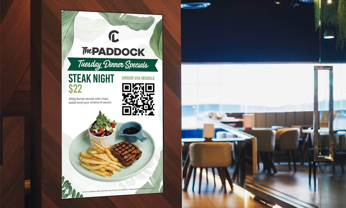 QR Code Digital Signage in restaurant